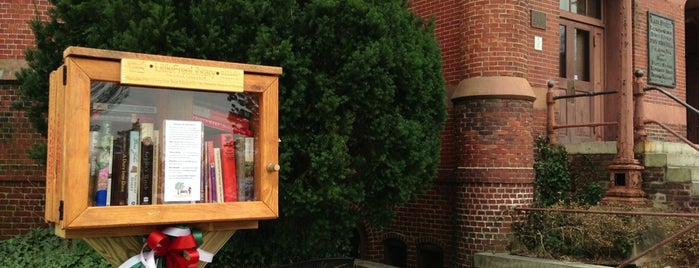 Little Free Library #1015 is one of Little Free Library.