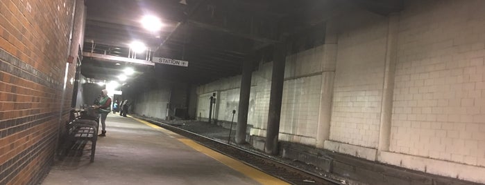 Track 7 (MBTA Back Bay Station) is one of MBTA.