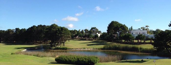 Golf Pinamar is one of Orte, die Ana gefallen.