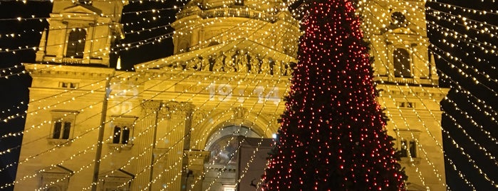 Szent István Bazilika is one of Posti che sono piaciuti a Orhun.