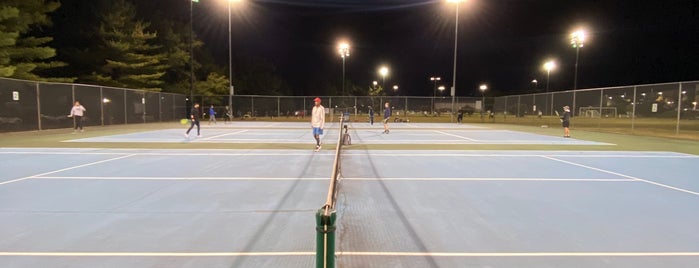 Gunston Park Tennis Courts is one of Washington🏠.