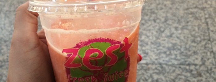 Zest Fresh Juice Bar is one of FON.