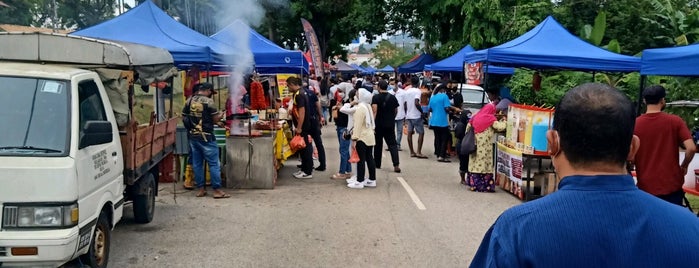 Bazar Ramadhan, Tmn Cempaka is one of Makan @  Melaka/N9/Johor #8.