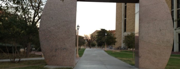 TTU - Square Spiral Arch is one of Photo Ops.