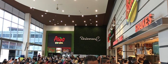 Food Court Universal is one of Locais curtidos por Jonathan.