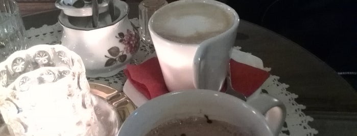 Μικρό Καφέ is one of Καφές Ποτό Διασκέδαση.
