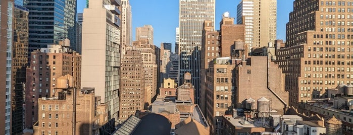 Castell is one of NYC Rooftops.