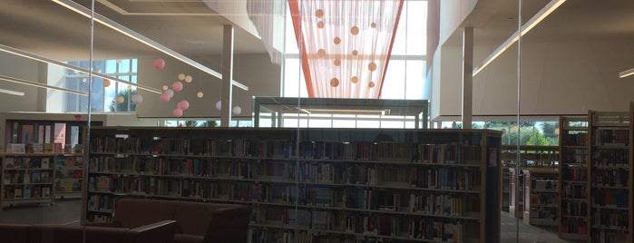 New Southwest Regional Library is one of Lugares favoritos de Cody.