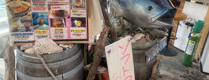 Tuna wholesale tuna bowl shop is one of Other Food - Tokyo.
