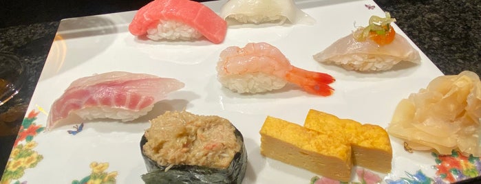 Kanazawa Maimon Sushi is one of Kanazawa food.