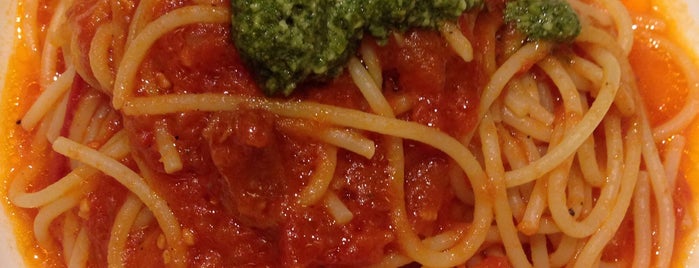イタリアン・トマト カフェジュニア 新宿東口店 is one of Italian Restaurant.