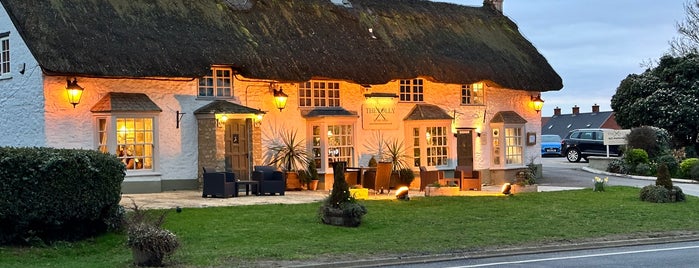 The Folly Inn is one of Restaurant etc.