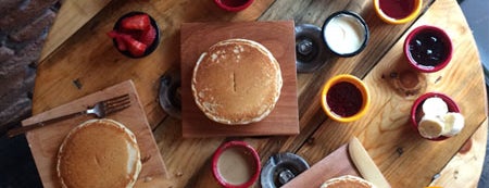 Maple Barrel Pancake & Crêpe & Coffee is one of KAHVALTI.
