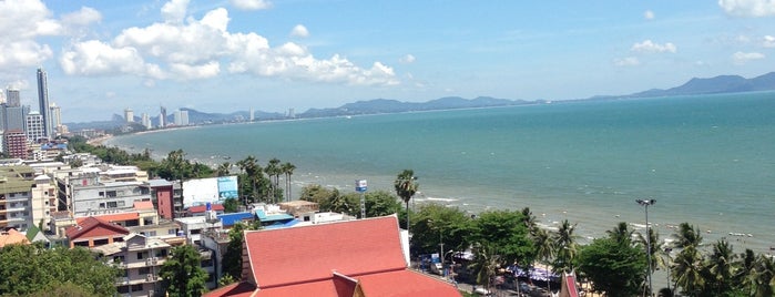Grand Jomtien Palace Hotel is one of Hotel in Pattaya and 9 Vicinities (DASTA Area3).