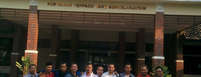 Fakultas Pertanian is one of Universitas Sebelas Maret (UNS).