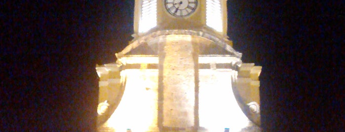 Torre del Reloj is one of Lugares favoritos de Exequiel.