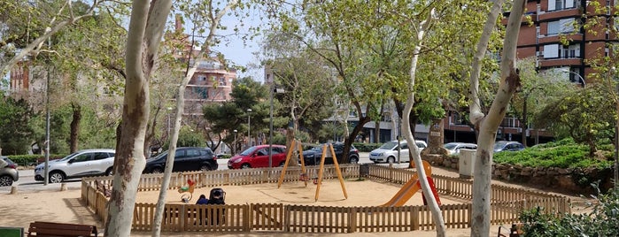 Plaça del Nen de la Rutlla is one of PARCS INFANTILS.