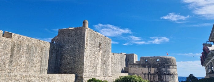 Tvrđava Bokar (Fort Bokar) is one of Dubrovnik.