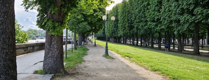 Jardin d'Erevan is one of PARIS.