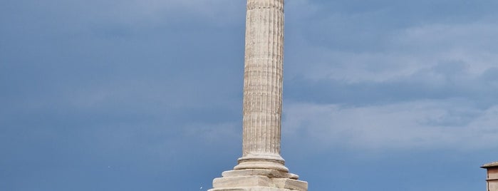 Colonne de Phocas is one of Rome city guide.