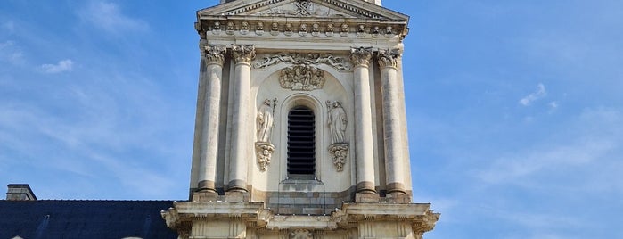 Église Notre-Dame en Saint-Melaine is one of The best after-work drink spots in RENNES.