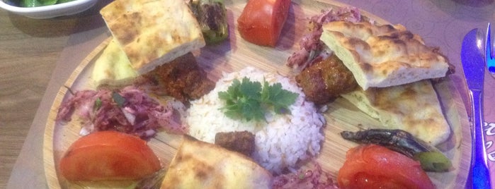 Nur Sofrası - Etyemezler is one of yemek.
