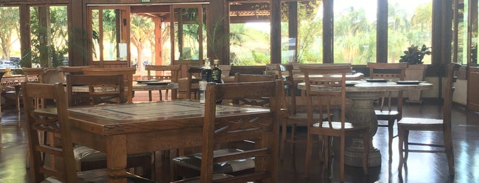 Tulha Bar e Restaurante is one of Restaurantes.