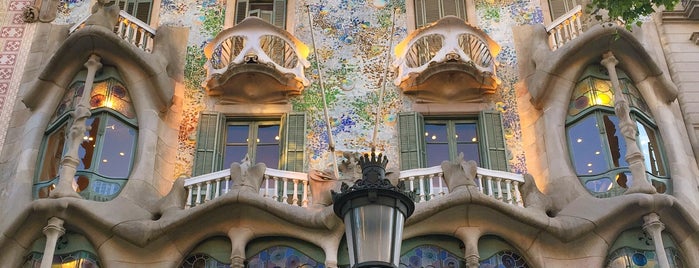 Casa Batlló is one of Pipe'nin Beğendiği Mekanlar.