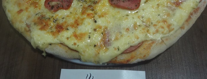 Ana Bella Pizzaria & Restaurante is one of Comida.