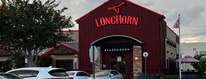 LongHorn Steakhouse is one of Ambers favorites.