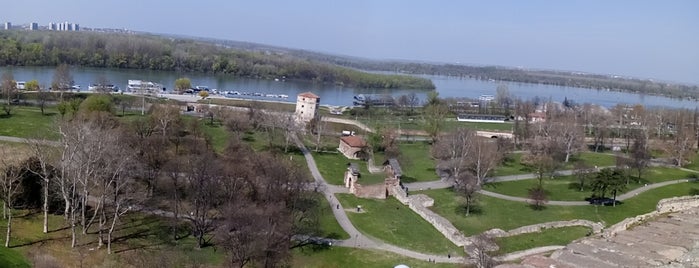Калемегдански парк is one of Lugares favoritos de scorn.