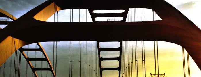 Mobile-Tensaw Delta Bridge is one of Posti che sono piaciuti a Tye.
