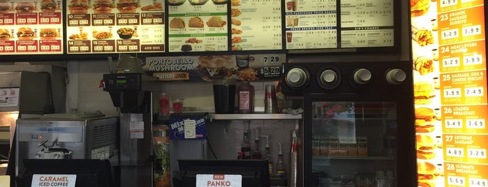 Jack in the Box is one of Keithさんのお気に入りスポット.