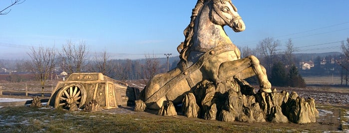 Kůň is one of Olšiakovy sochy.