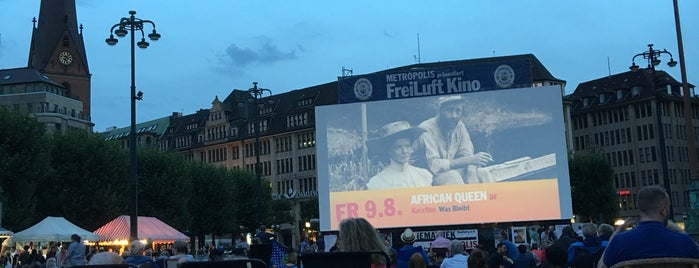 Freiluftkino auf dem Rathausmarkt is one of Hamburg.