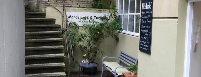 Mandelmehl & Zuckerei is one of Locais curtidos por Jana.