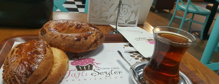 Tatlı Şeyler Fırın & cafe is one of antalya~ alanya~ side~belek.