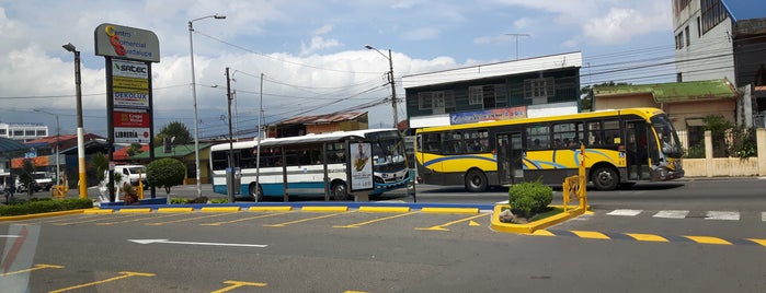 Centro Comercial Guadalupe is one of Lugares visitados Costa Rica.