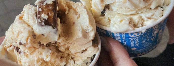 Ben & Jerry's is one of The 11 Best Places for Cinnamon Swirls in London.