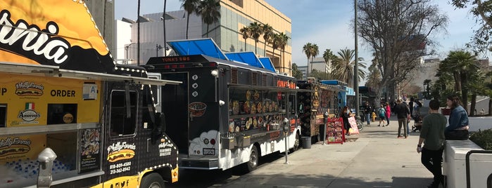 Miracle Mile Food Trucks is one of LA Food.