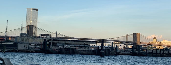 Manhattan Waterfront Greenway is one of Lieux sauvegardés par Kimmie.