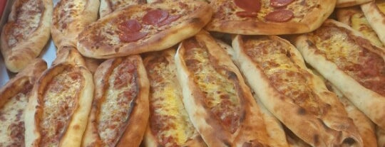 Karadeniz Pide Sarayı is one of Kemoさんのお気に入りスポット.