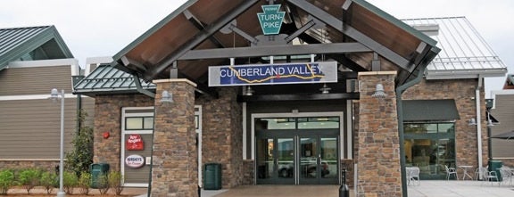 Cumberland Valley Service Plaza is one of Lieux qui ont plu à Maddie.