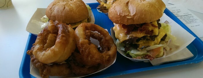 Frack Burger is one of Tempat yang Disukai edgar.
