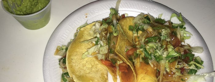 Taqueria La Lupita is one of The 15 Best Places for Tacos in Santo Domingo.