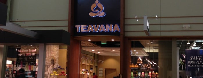 Teavana is one of Locais curtidos por Dan.