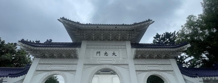 大忠門 is one of Taiwan.