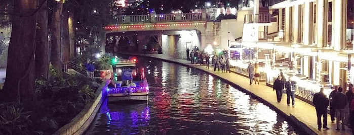 The San Antonio River Walk is one of Michaelさんのお気に入りスポット.