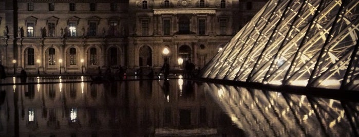 Direction de la production culturelle du Musée du Louvre is one of Orte, die Inese gefallen.
