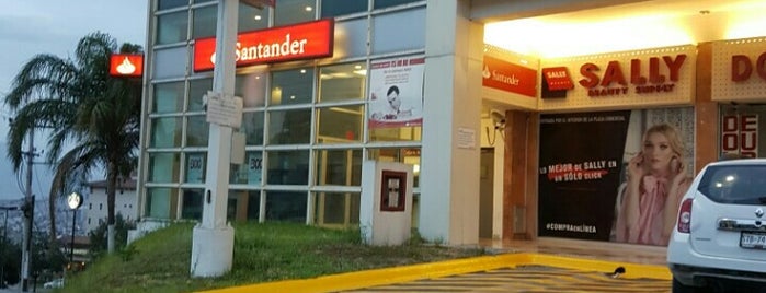 Santander is one of Ernestoさんのお気に入りスポット.